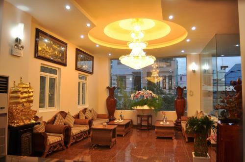 A25 Hotel -137 Nguy?n Du - ?� N?ng