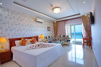 Romeliess Hotel