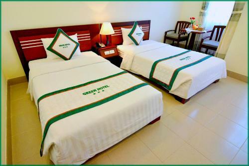 Green Hotel