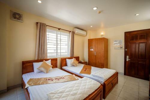 Amis Hotel