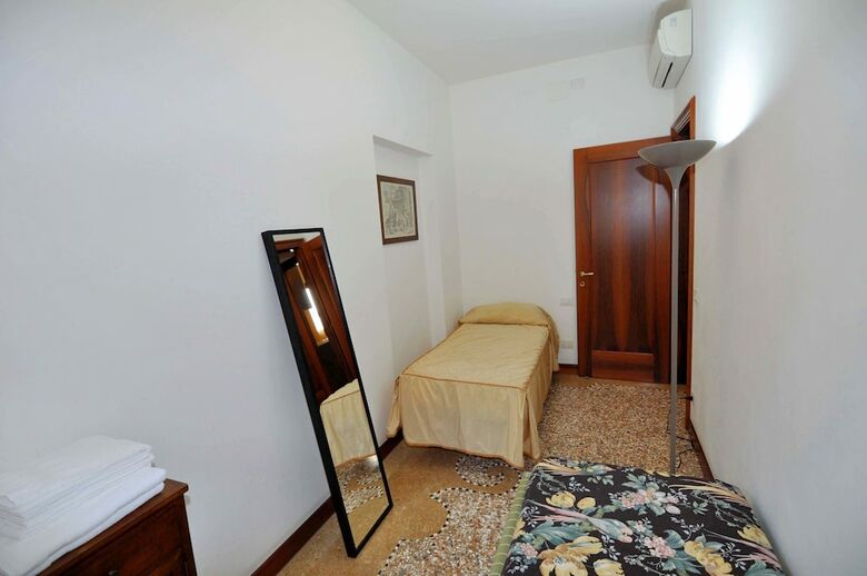 Casa Dei Pittori Venice Apartments