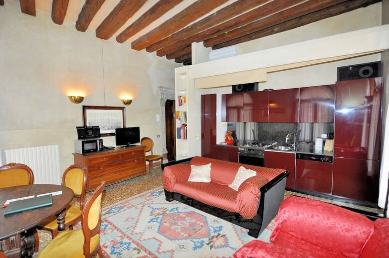Casa Dei Pittori Venice Apartments
