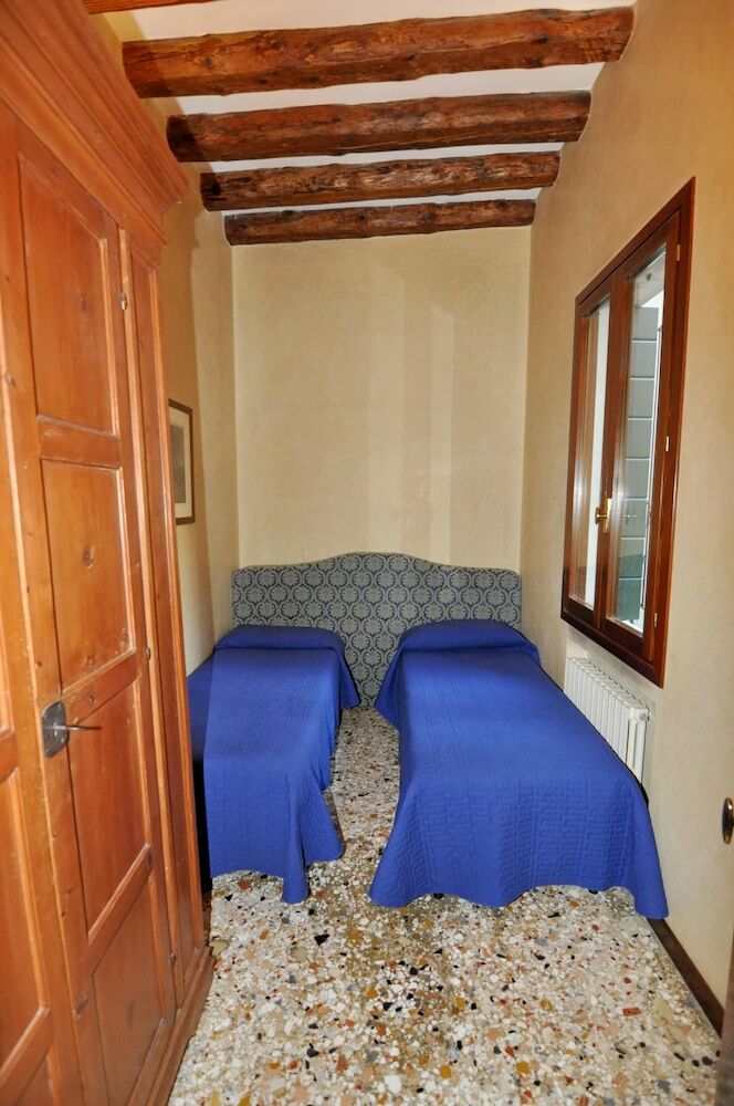 Casa Dei Pittori Venice Apartments