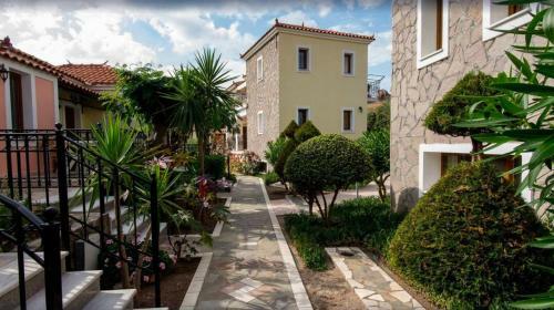 Hostal Room In Apartment - A Spacious And Bright Studio With Balcony