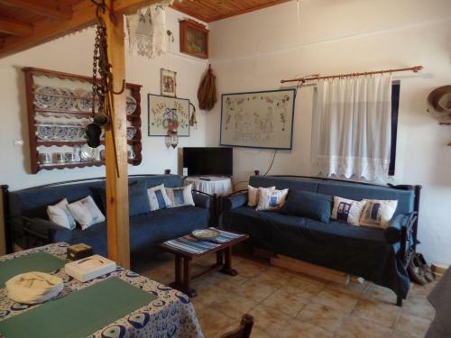 Evelyn's Country House