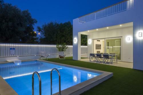The Quad Luxury Villas