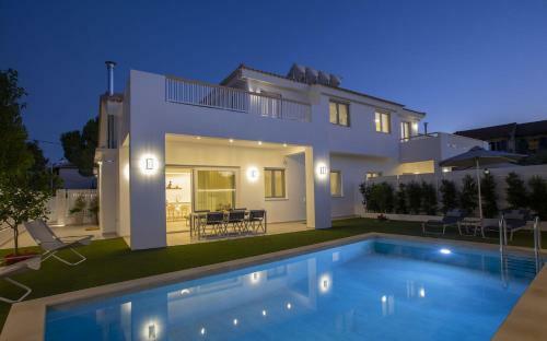 The Quad Luxury Villas