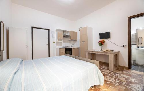 Amazing Apartment In Gallipoli With