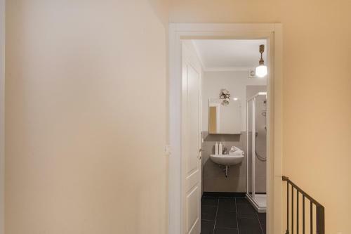 Lomellini Palace Apartments By Wonderful Italy