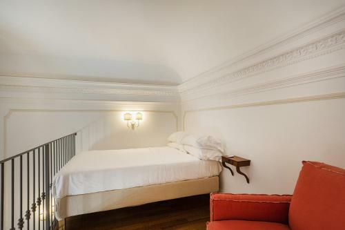 Lomellini Palace Apartments By Wonderful Italy