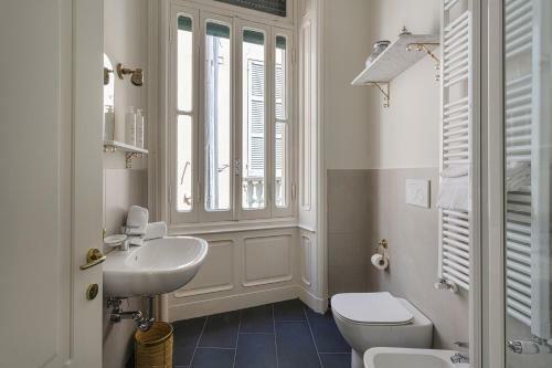 Lomellini Palace Apartments By Wonderful Italy