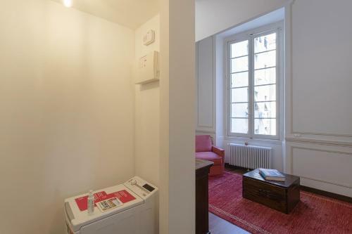 Lomellini Palace Apartments By Wonderful Italy