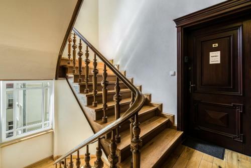 Studio Apartment Pozna? City Center By Renters