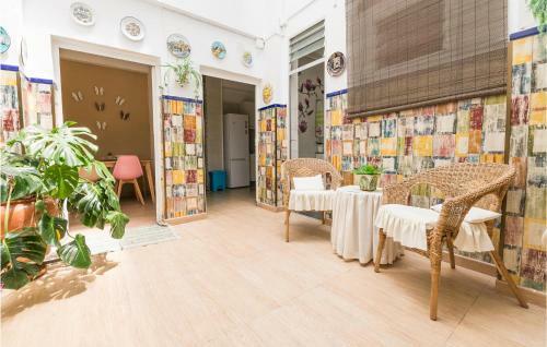 Nice Home In Jerez With Wifi And 8 Bedrooms