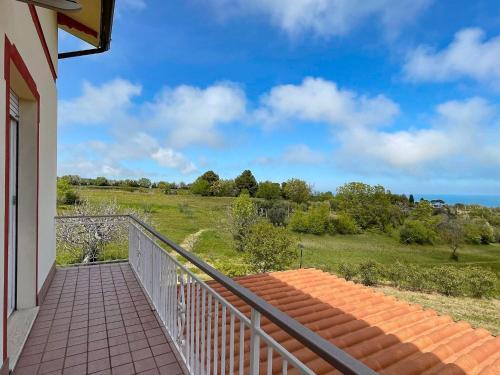 Spacious Holiday Home In Lapedona With Garden