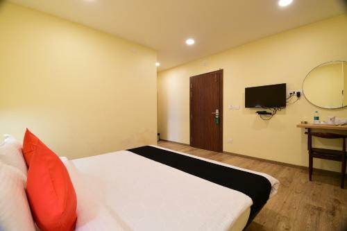 Hotel Ambika Grand