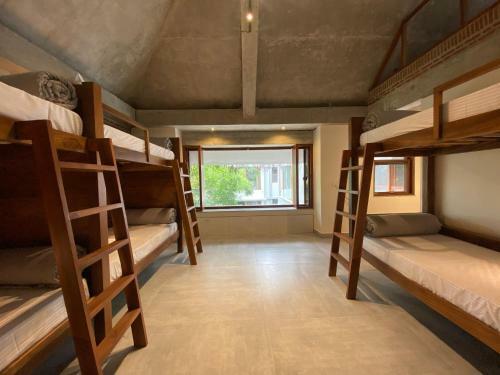 Hotel Ostel In