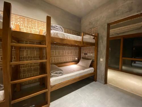 Hotel Ostel In