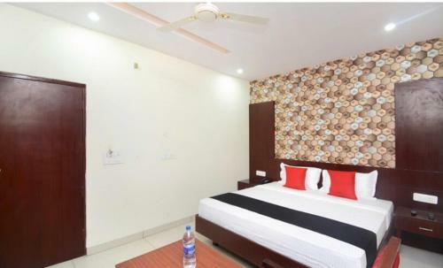Lrc Hotels & Banquets By Myra Escapades
