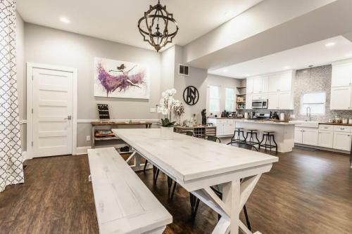 Great Downtown Indy Property Close To Everything