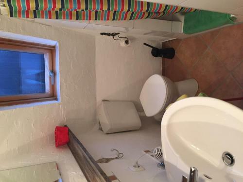 Apartment Air