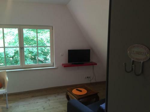 Apartment Air