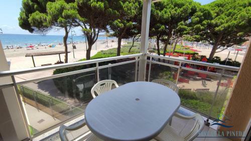 Apartamento Primer�sima L�nea La Pineda