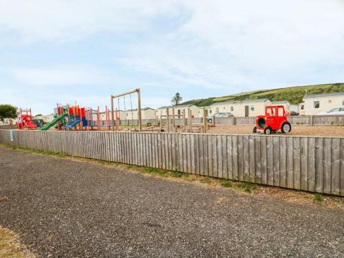 Charming 3-bed Chalet In Kidwelly