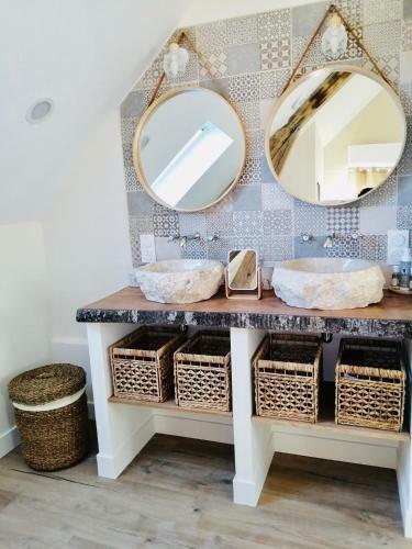 Hostal Chambres D'h�tes L'escale Charmante