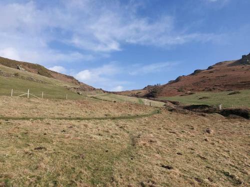 Coastal 4-bed Barn Between Salcombe & Hope Cove