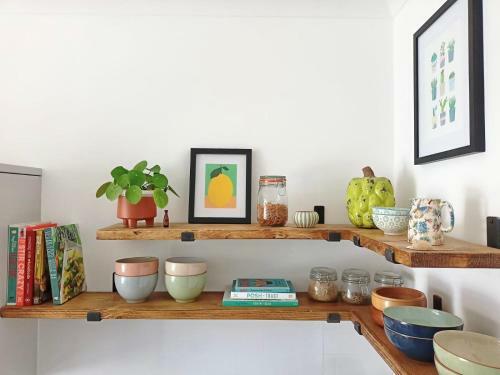 Apartamento Unique 2-bedroom Coastal Town Retreat