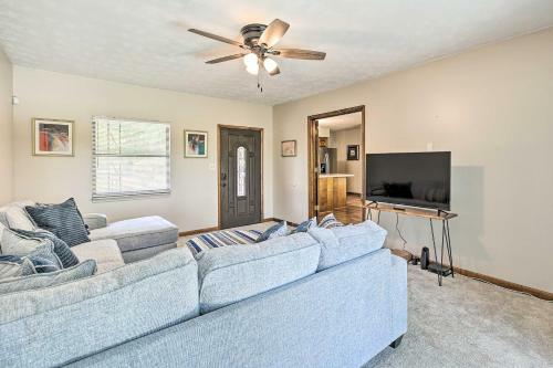 Idyllic Bronston Retreat With Fire Pit And View!