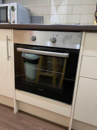 Apartamento Quiet 3 Bedroom Flat Close To All Amenities