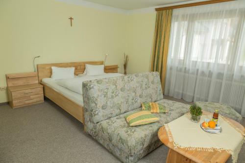 Hostal Gasthof Pension Rega