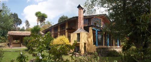 Hotel Quintas De La Monta�a
