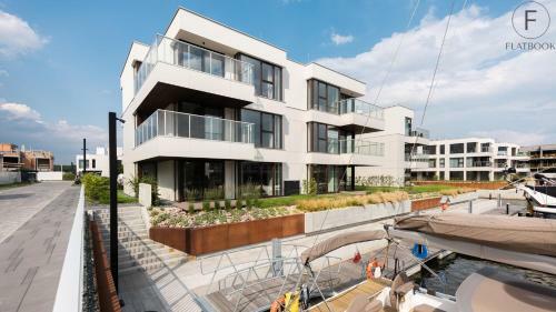 Flatbook Apartamenty - Sol Marina