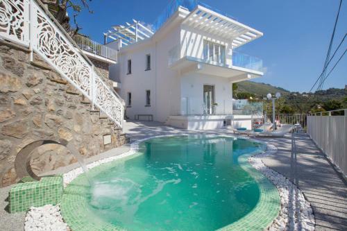 Amore Rentals - Villa Neranyum