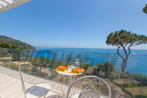 Amore Rentals - Villa Neranyum