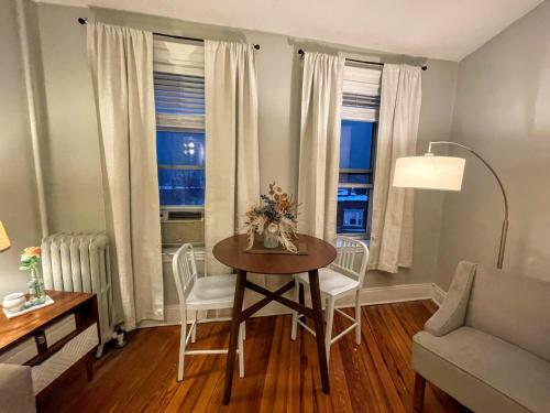 Apartamento Sun-filled Top Floor 1bed W/ City Views