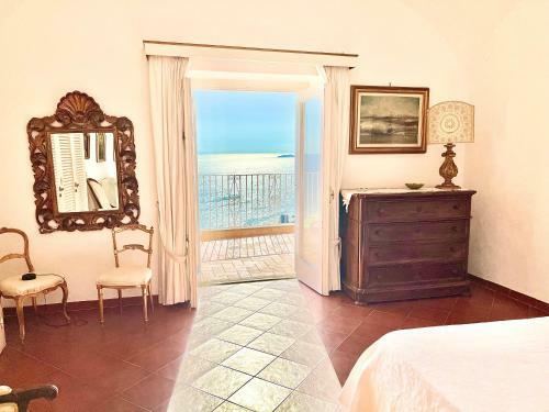 Villa Dolphin