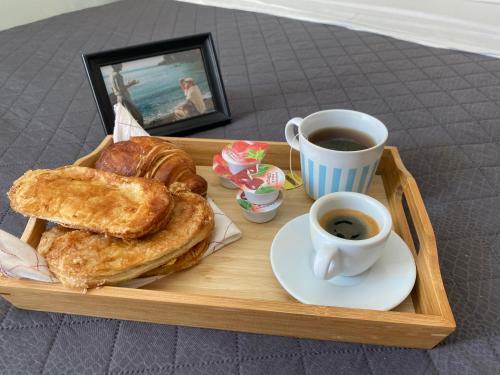 Hostal Postino Rooms