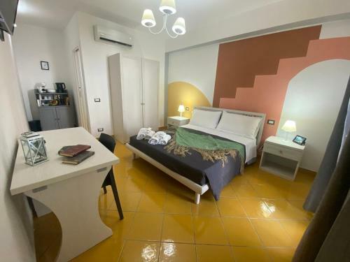 Hostal Postino Rooms