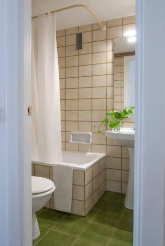 Apart En Complejo Residencial Con Piscina