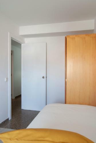 Apart En Complejo Residencial Con Piscina