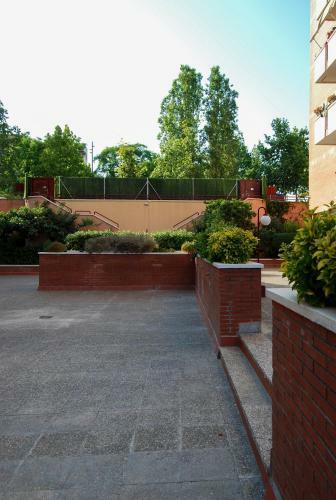 Apart En Complejo Residencial Con Piscina