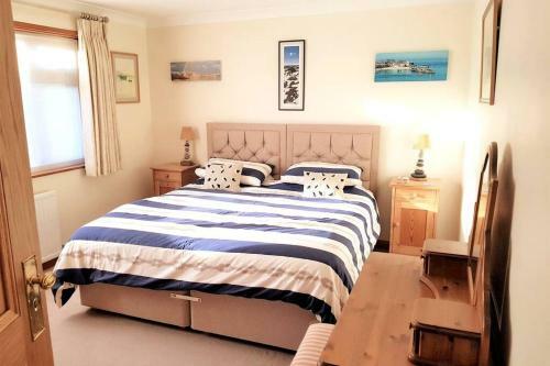 High Quality Detached House With Parking St. Ives