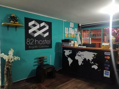 Hostal 82hostel