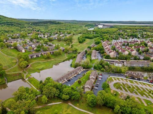 Branson Fall Creek Retreat