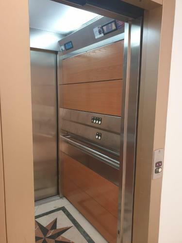 Apartamento Atico En Edificio Emblematico