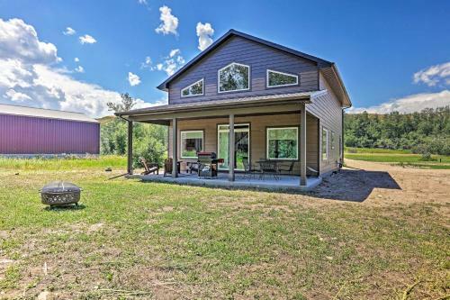 Red Lodge Retreat With Creek Access And Fire Pit!